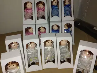 Rigtig mange små dukker