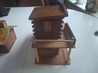 modelhus i rigtig træ fra midt i 60'erne
