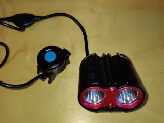 Xeccon Spiker 1207 Pro LED cykellygte