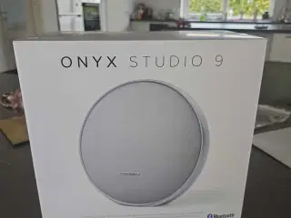 Harmon Kardon onxy 9