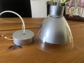 Lamper med glas
