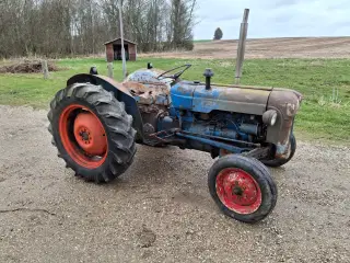 Fordson Dextq Diesel