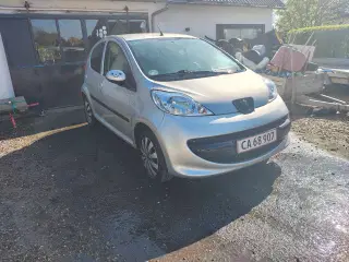 Peugeot 107 nysynet med plader 