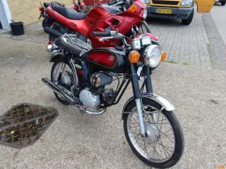 KNALLERT, Yamaha