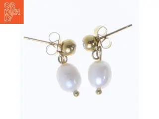 Guld øreringe med perler (str. 2 cm)