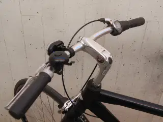 Velkørende Kildemoes herrecykel med 7 gear og lys 