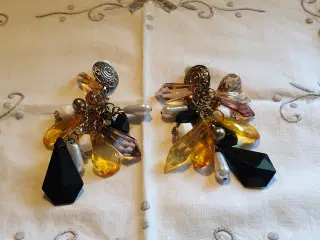 Øreclips m mange perler