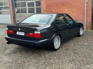 BMW e34 540i