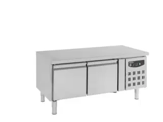 Lavt kølebord med 2 låger – B1200 x D700 x H650 mm