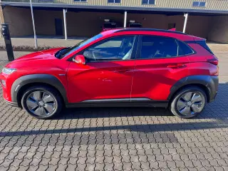 Hyundai Kona Electric 64 kWh • Trend Deluxe 