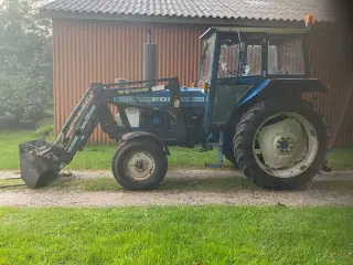 Traktor sælges