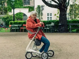 Rollator - ByACRE Carbon Ultralight - Sort