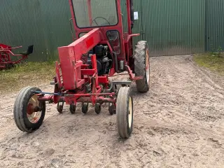 Redskabsbærer/traktor