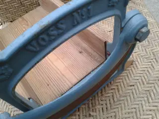 Voss No 1 gl. dags brødmaskine Retro