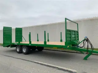 Tinaz 12 tons - Multitrailer - 3 i en MASKINTRAILER - HALMVOGN - TRANSPORTVOGN