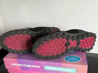 Golfsko skechers str. 38