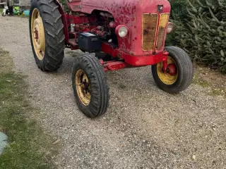 David Brown 990 implematic