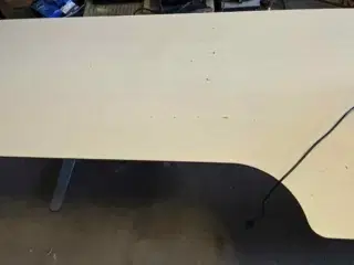 Hævesænkebord
