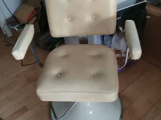 Gammel frisør /barber stol 