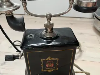 Antik bordtelefon