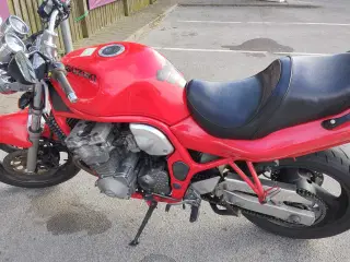 Suzuki GSF BANDIT 