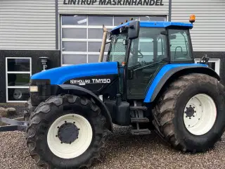 New Holland TM150 Med frontlift