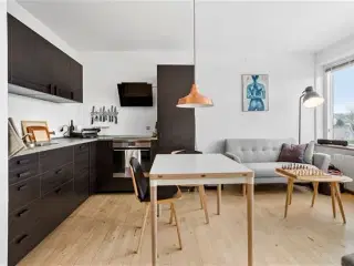 1 vær. Rundhøj Alle 8270