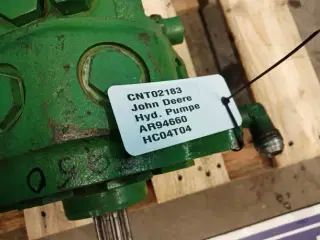 John Deere 4240 Hydraulikpumpe AR94660