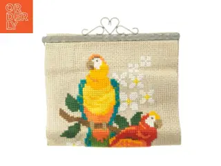 Billede af papegøjer i korssting (str. 60x35 cm)