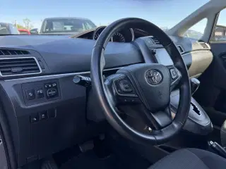 Toyota Verso 7 pers. 1,8 VVT-I T2 Premium Multidrive S 147HK 6g Aut.
