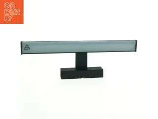 Sort lampe (str. 40 x 12,5 cm)