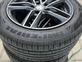 Vw Alufelge med sommerdæk 205/55 R16