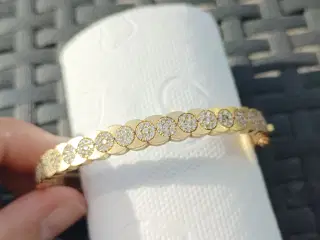 Armbånd med diamanter