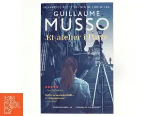 Et atelier i Paris af Guillaume Musso (Bog)