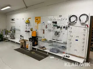 Display/udstilling reol 8 fag