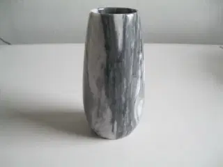 Marmor-vase (poleret natursten)