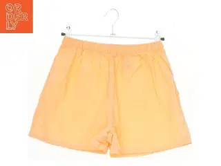 Orange shorts fra H&M (str. 134)