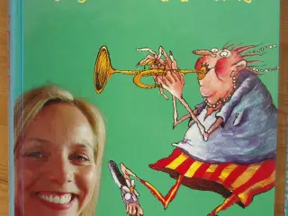 Alberte synger med de små