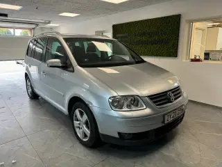 VW Touran 7 Sæder 2,0 TDI Highline 140HK 6g