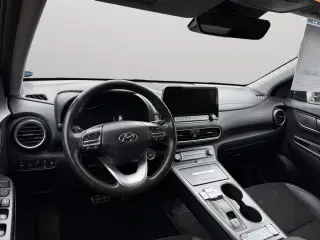 Hyundai Kona 64 EV Advanced Premium