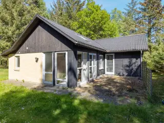 Sommerhus ved Fjerritslev sælges.