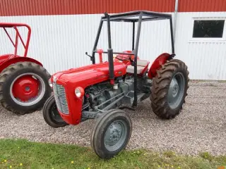 VETERAN TRAKTOR,