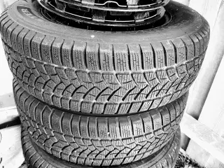 Firestone Vinterdæk 4 stk 215/70 R16