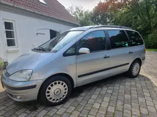 Nysynet Ford Galaxy Camper (eller stor familiebil)