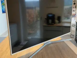 Samsung 48” TV