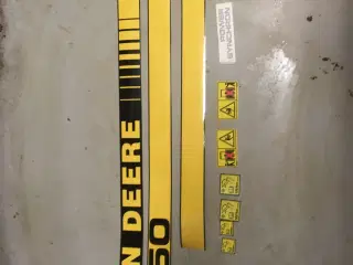 JD 3050 Staffering