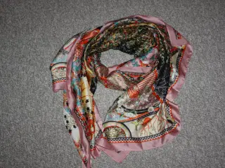 Black Colour tørklæde 176 cm x 89 cm