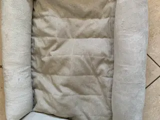 Hundekurv fra ikea dejlig blød 