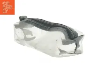 Gennemsigtig penalhus (str. 22 x 9 cm)