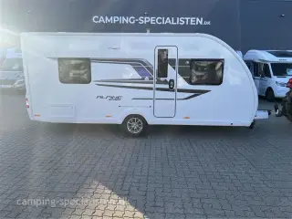 2022 - Sprite Alpine Sport 470 CF   Pæn og velholdt rejsevogn Sprite Alpine Sport 470 CF 2022 Model - Kan nu opleves hos Camping-Specialisten i Silkeborg